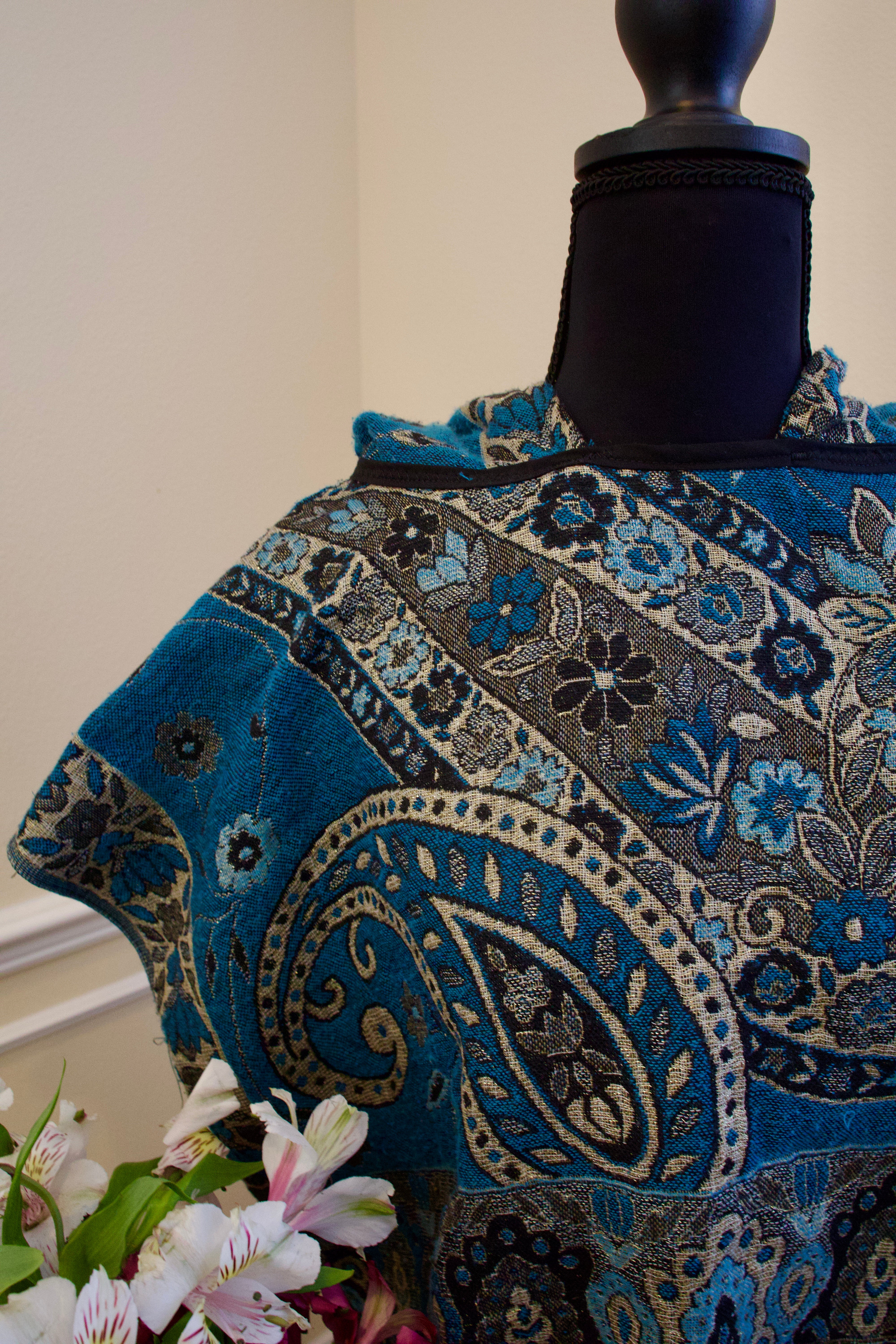 Cropped Pashmina Hoodie