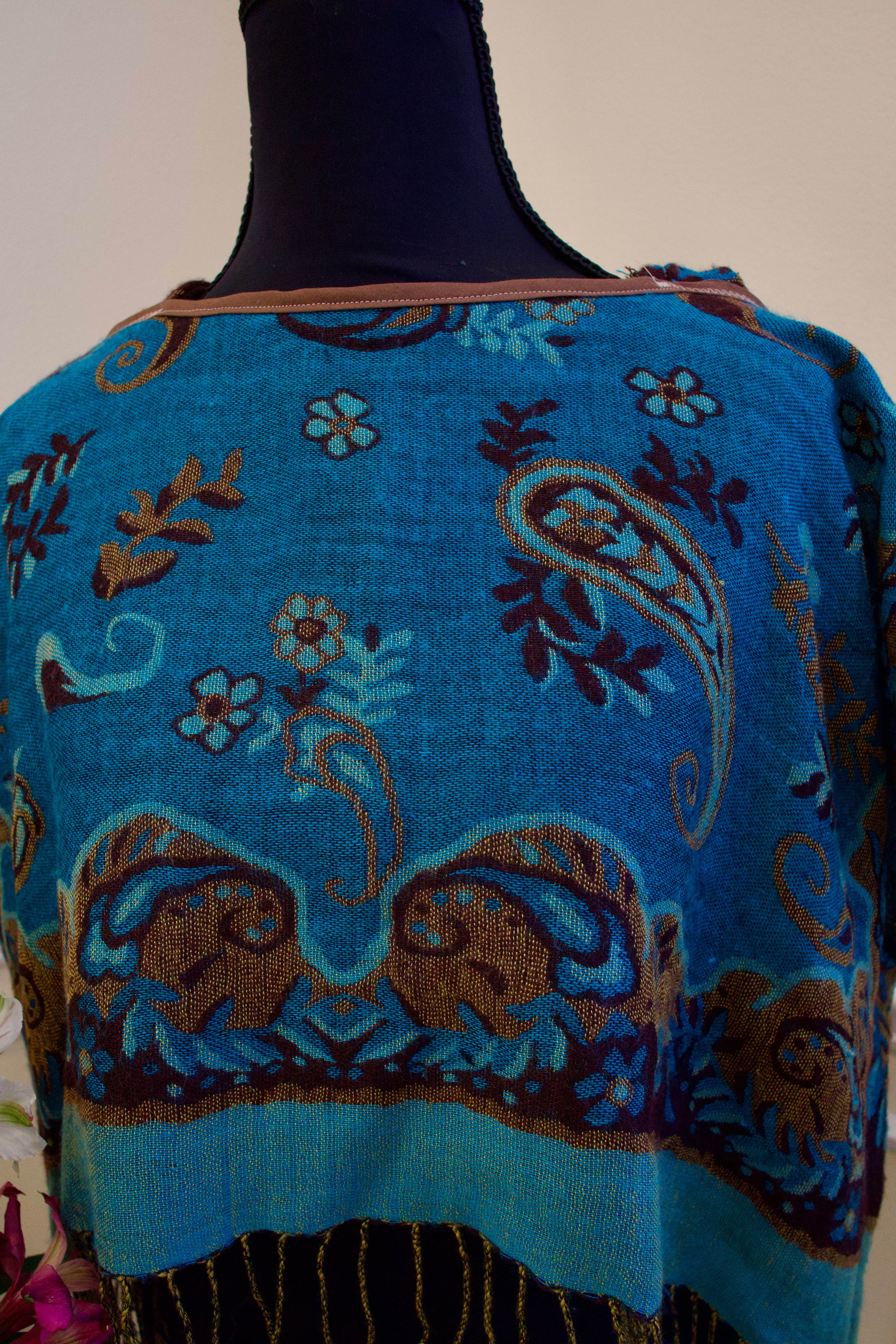 Cropped Pashmina Hoodie